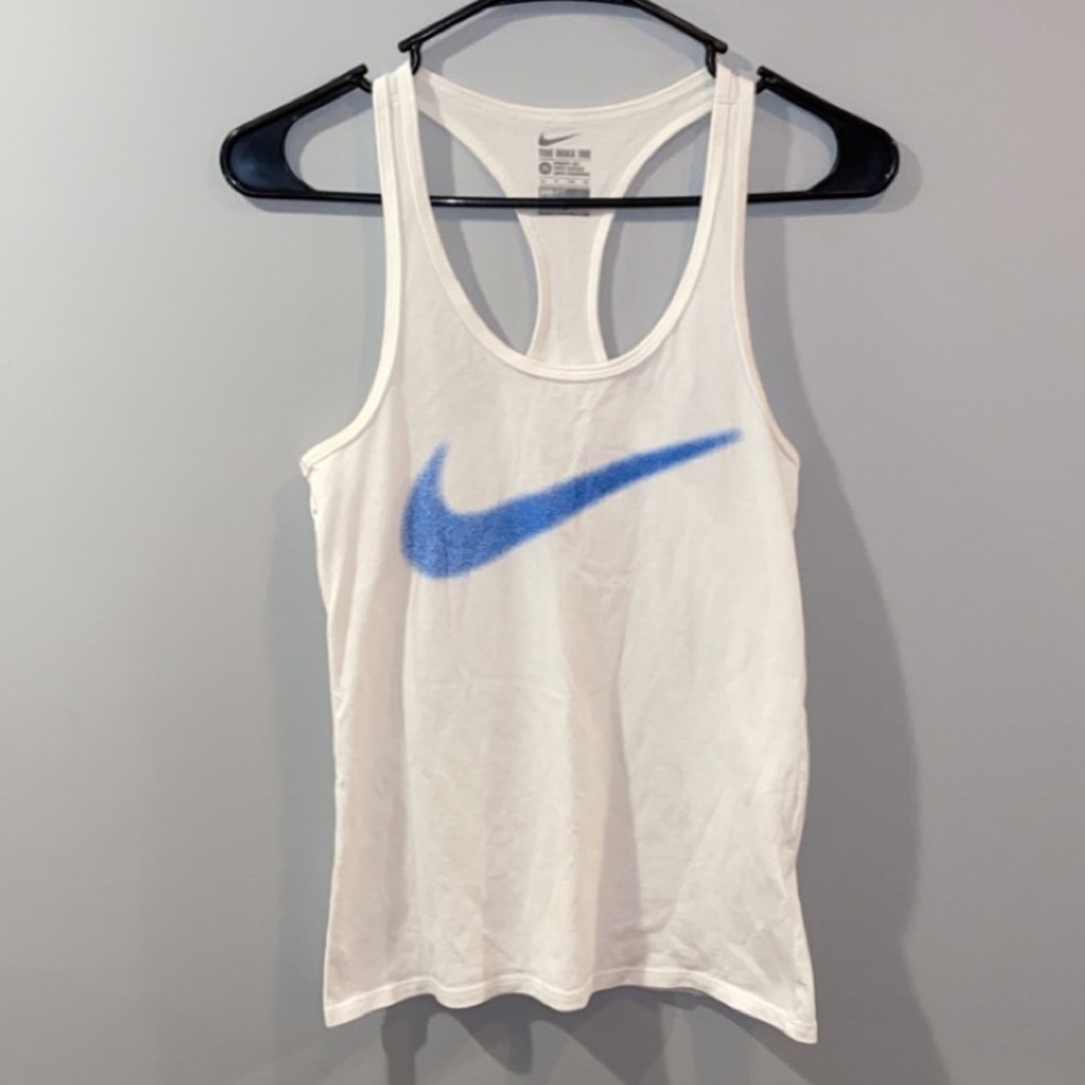 Nike tank